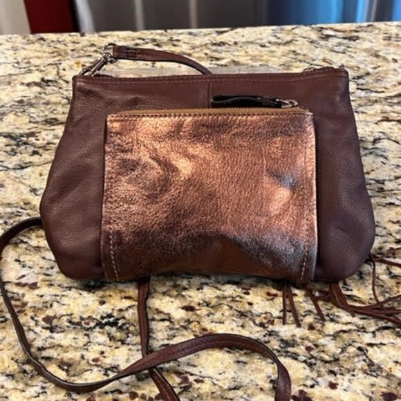 B. Makowsky Crossbody leather Bag - Picture 2 of 4
